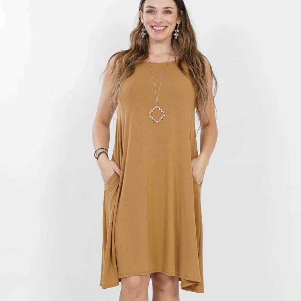 Plus Size Sleeveless Dress